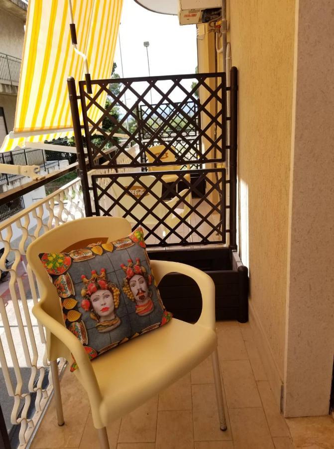 Giori Bed and Breakfast Giardini-Naxos Buitenkant foto